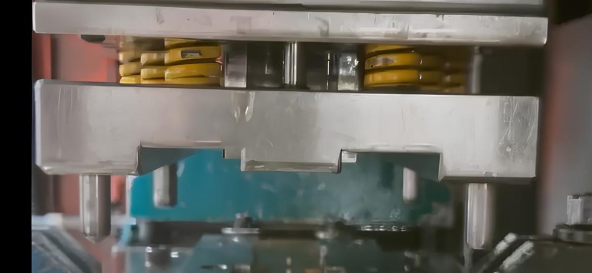 Stampaggio a Freddo